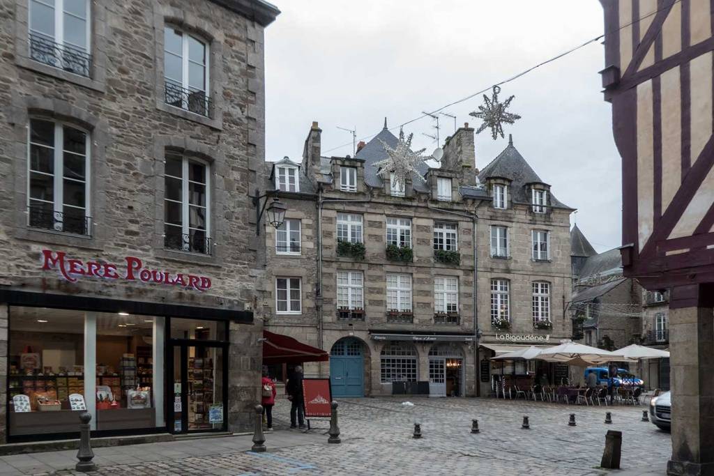 Dinan