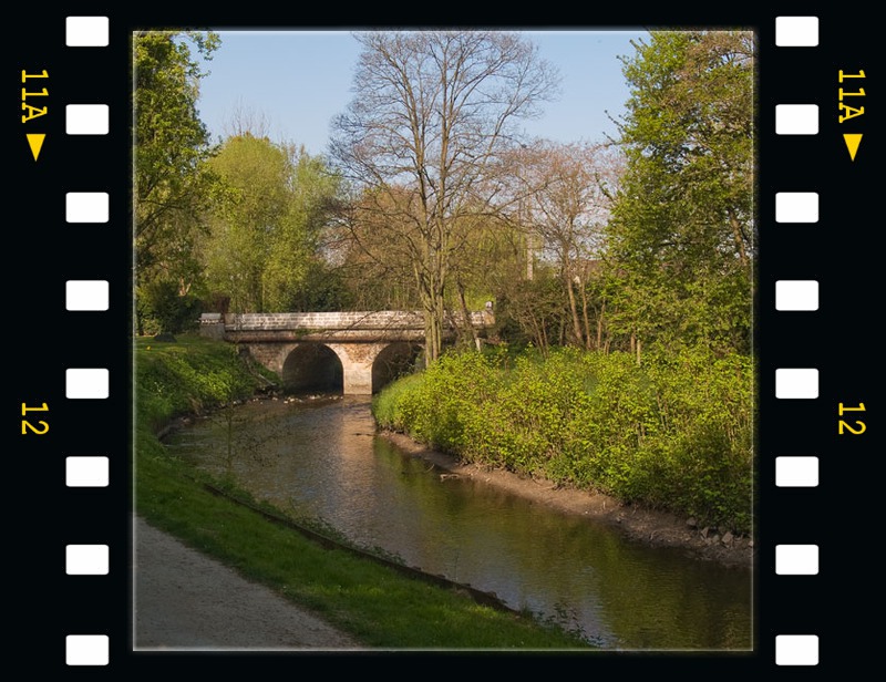 Promenade au bord de l'Yvette.